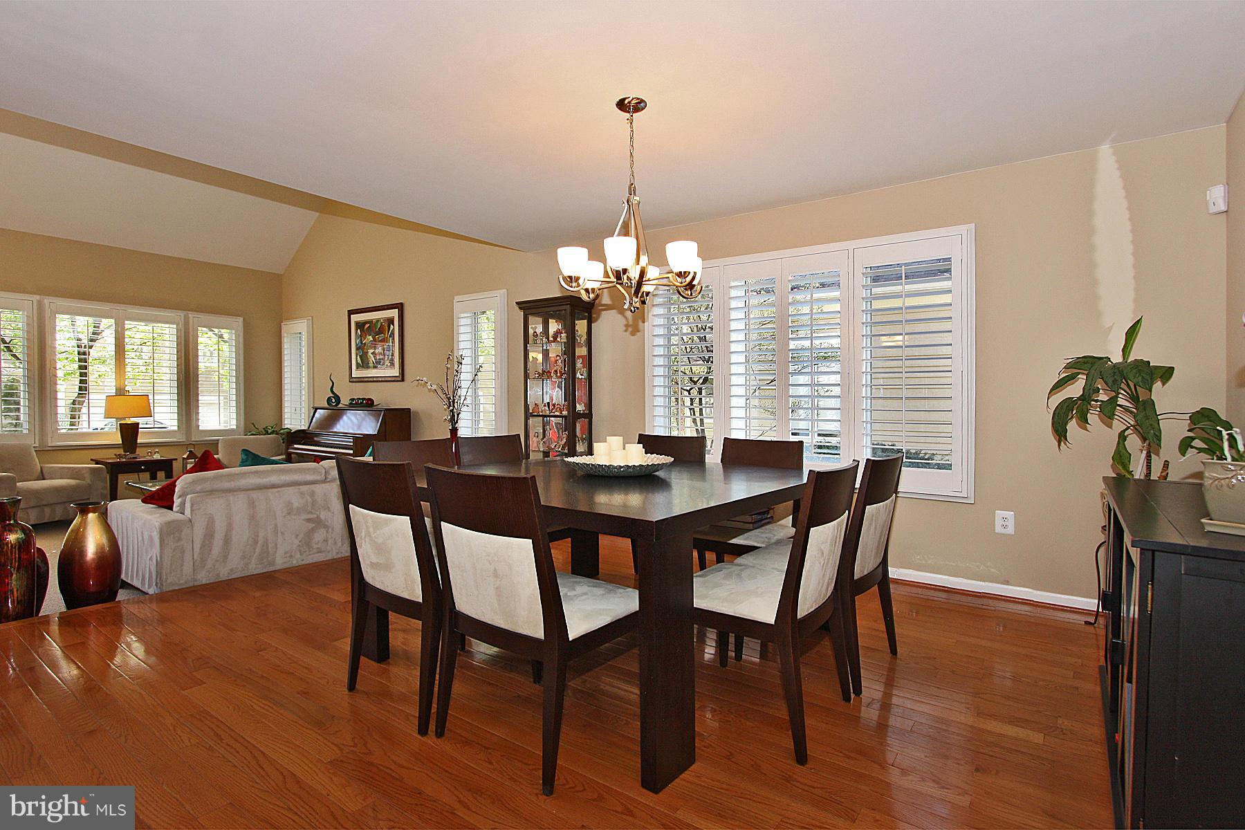 1320 Pavilion Club Way Reston, VA 20194 - Photo 8 of 30 Dining Room