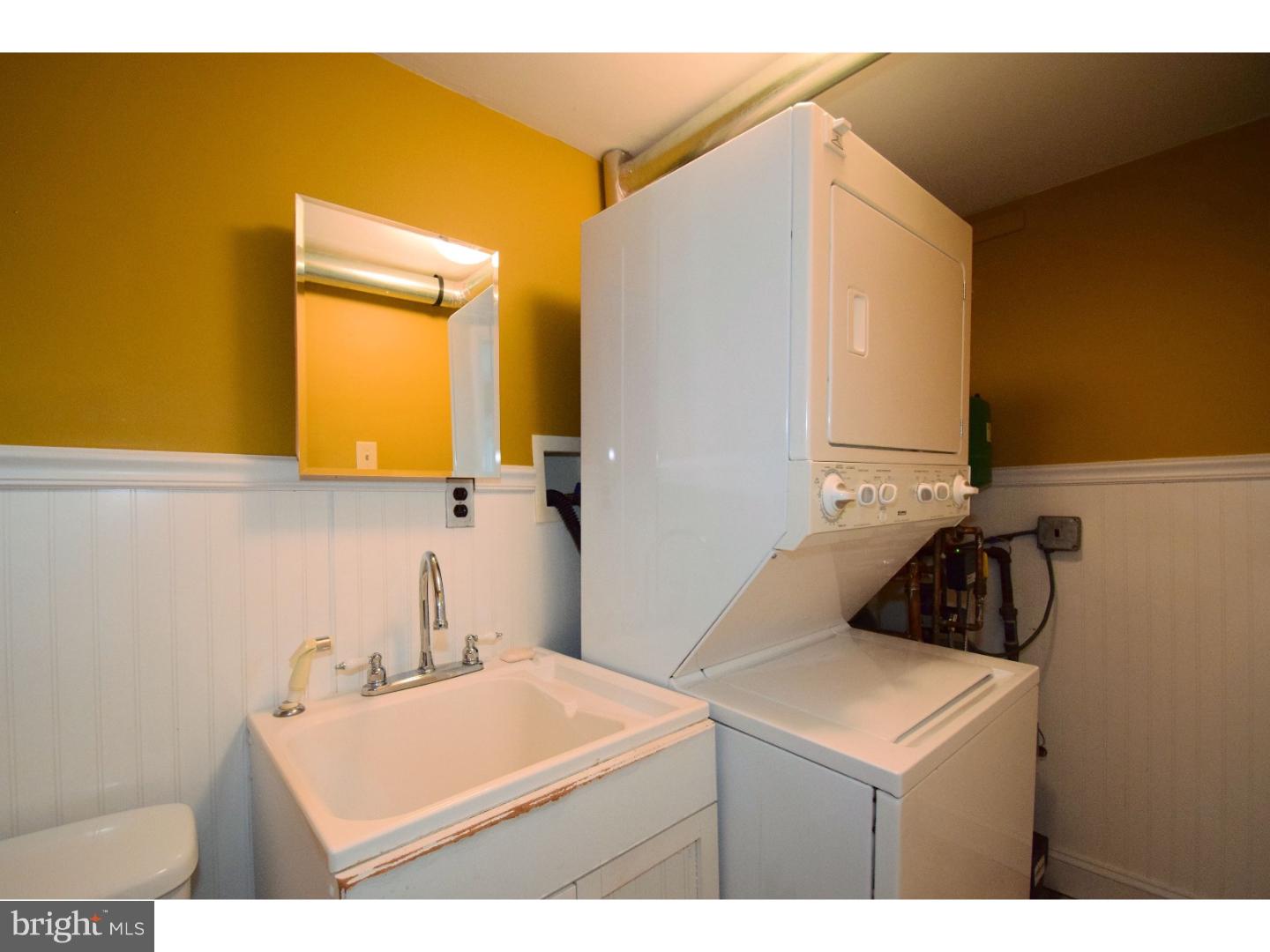 228 Dallas Road Willow Grove, PA 19090 - Photo 19 of 23 Gallery Image 19