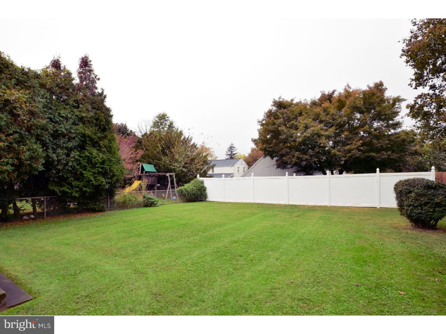 228 Dallas Road Willow Grove, PA 19090 - Photo 21 of 23 Gallery Image 21