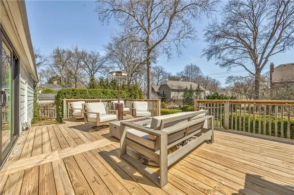 $769,000 | 8345 Reinhardt Street, Prairie Village, KS 66206