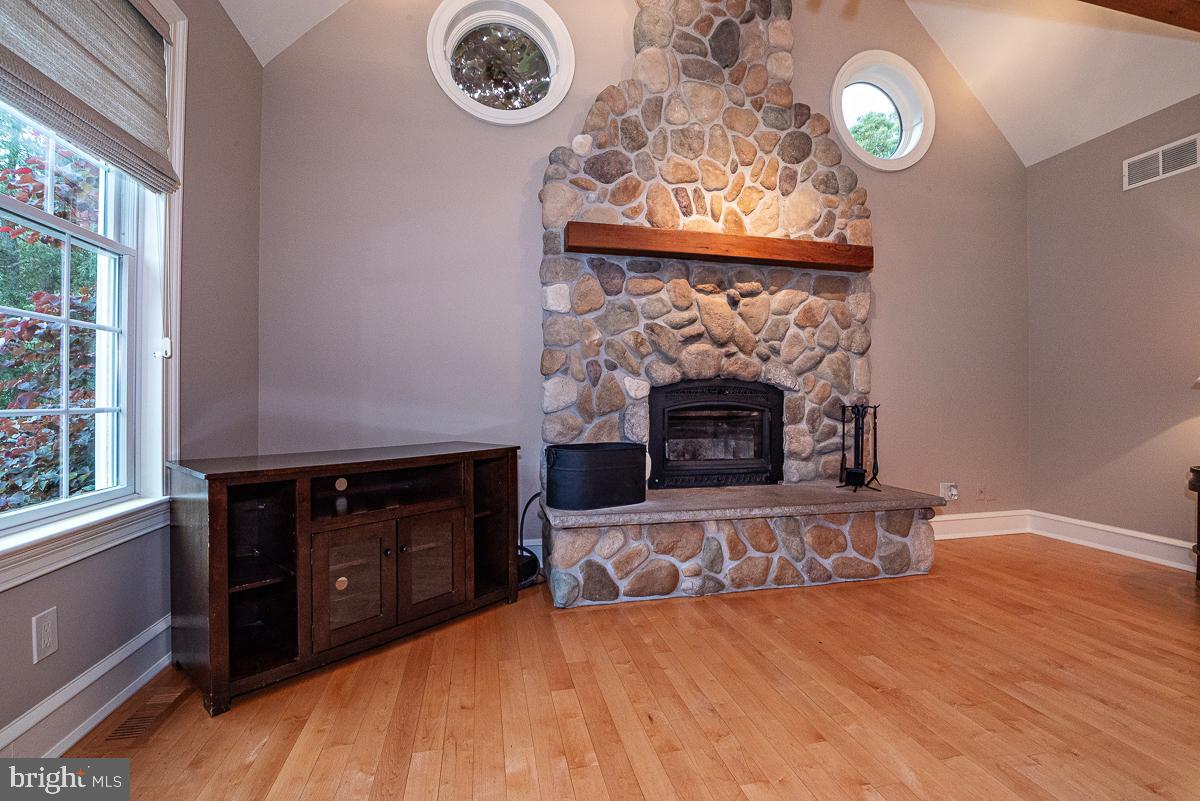 424 Chestnut Neck Road Port Republic, NJ 08241 - Photo 49 of 106