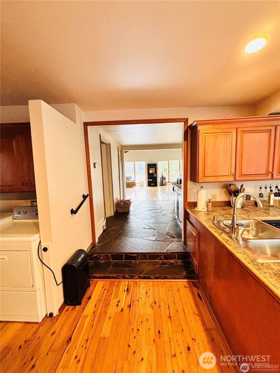 1311 Southwest Lake Roesiger Road Snohomish, WA 98290 - Photo 27 of 39