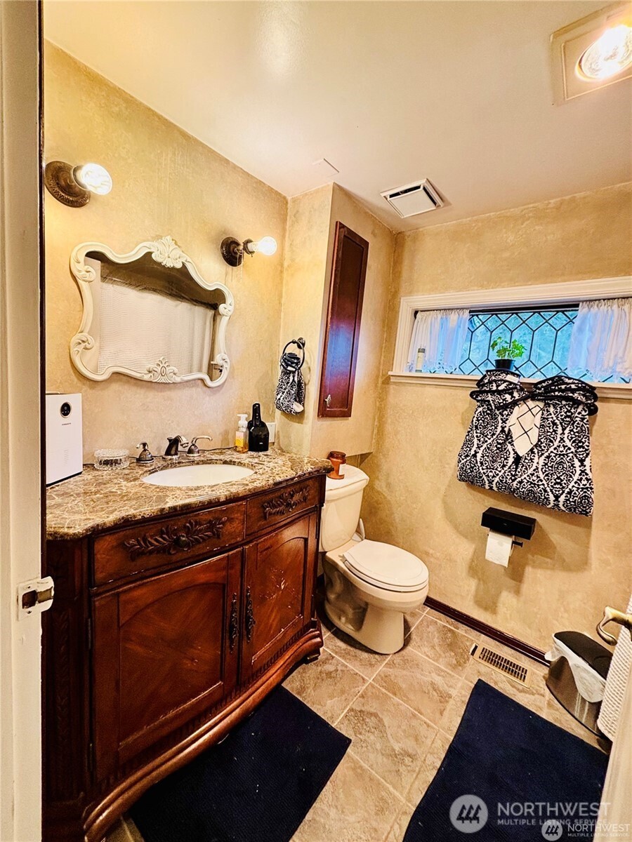 1311 Southwest Lake Roesiger Road Snohomish, WA 98290 - Photo 31 of 39