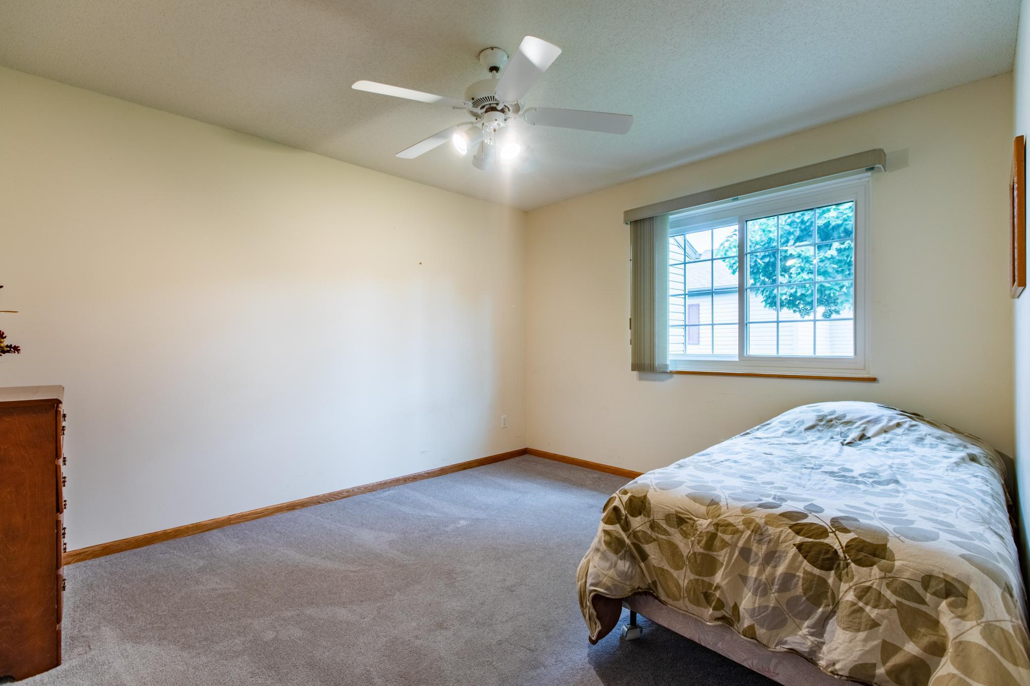 4915 35th Avenue Northwest Rochester, MN 55901 - Photo 15 of 17