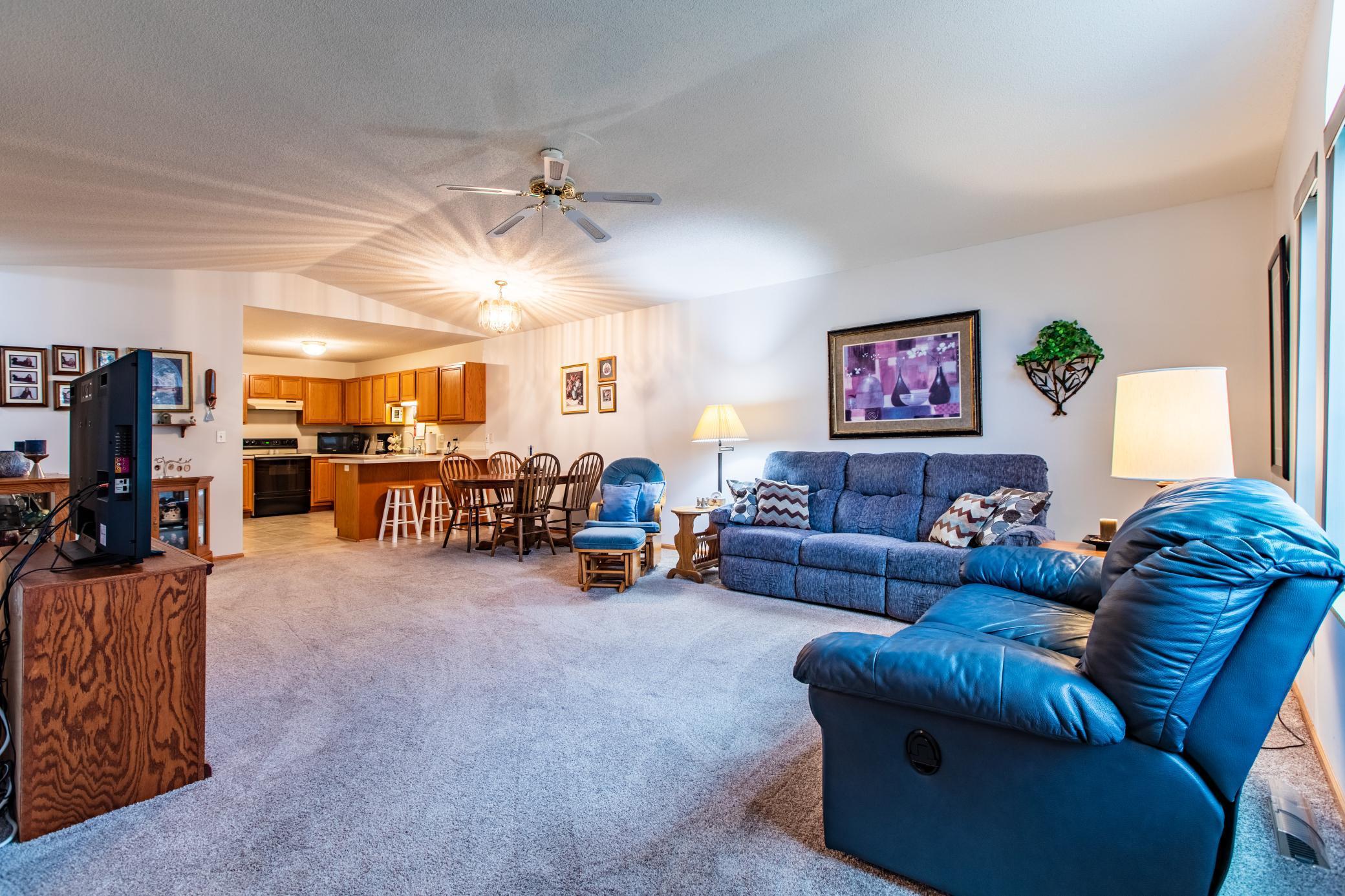 4915 35th Avenue Northwest Rochester, MN 55901 - Photo 3 of 17