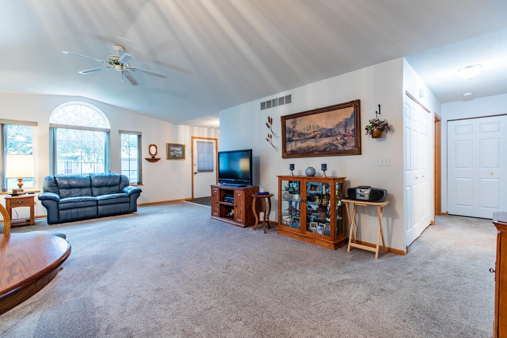 4915 35th Avenue Northwest Rochester, MN 55901 - Photo 6 of 17