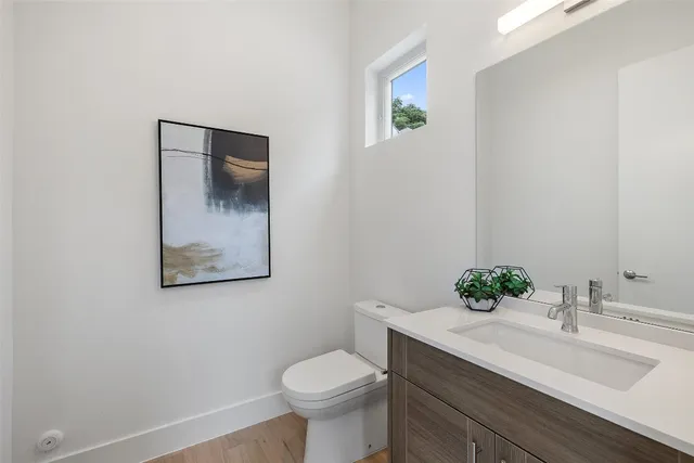 $1,165,000 | 900 South 2nd Street, Unit 21, Austin, TX 78704