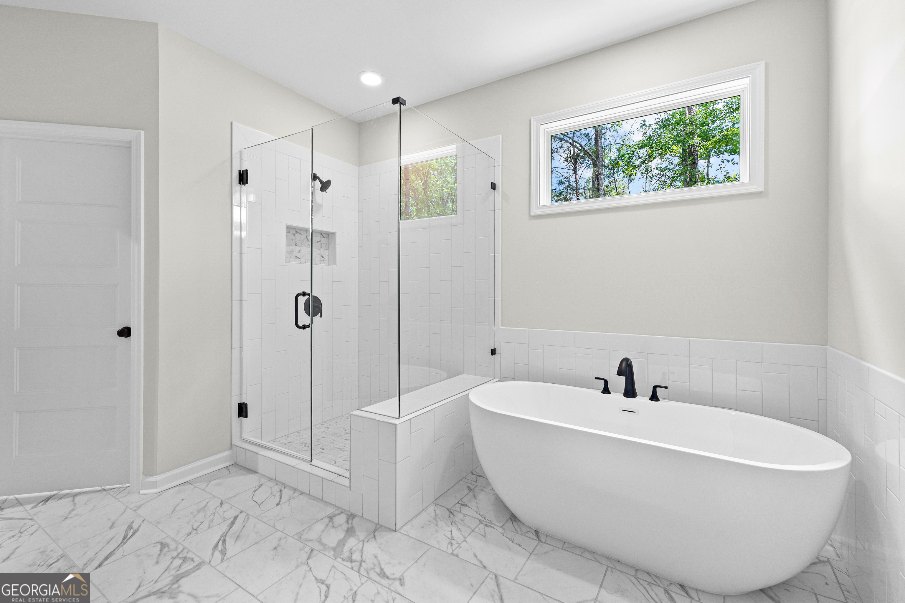 1210 Waymanville Road Thomaston, GA 30286 - Photo 37 of 45 a white bath tub sitting next to a white sink