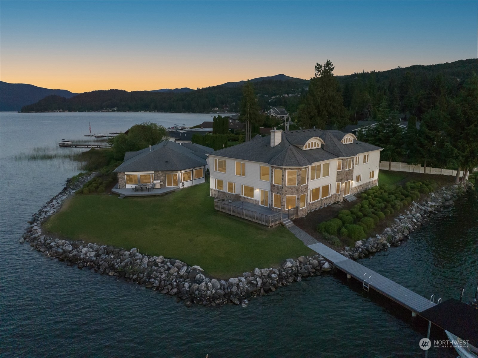 1555 Fairview Street Bellingham, WA 98229 - Photo 4 of 28