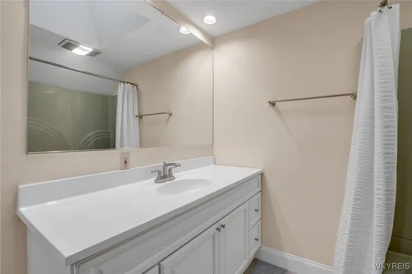 $2,400 | 21 Waverly Avenue, Tonawanda, NY 14217