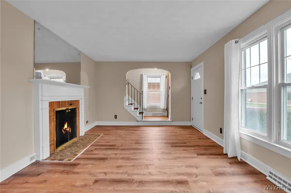 $2,400 | 21 Waverly Avenue, Tonawanda, NY 14217