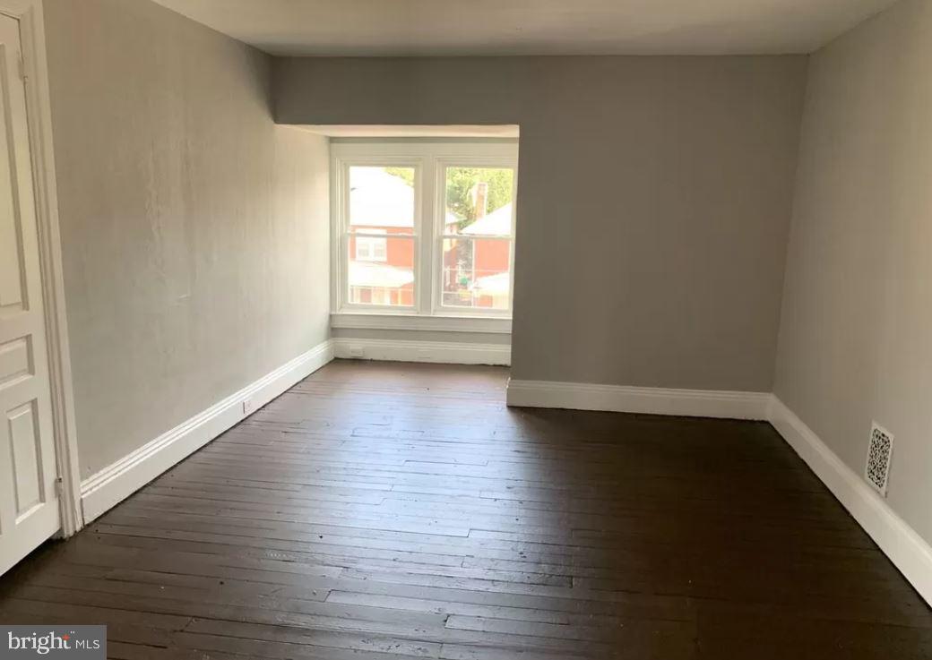 369 West Jackson Street York, PA 17401 - Photo 9 of 52 335