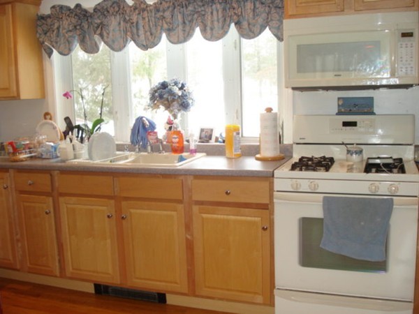 43 Chestnut Road Halifax, MA 02338 - Photo 3 of 15 Gallery Image 3