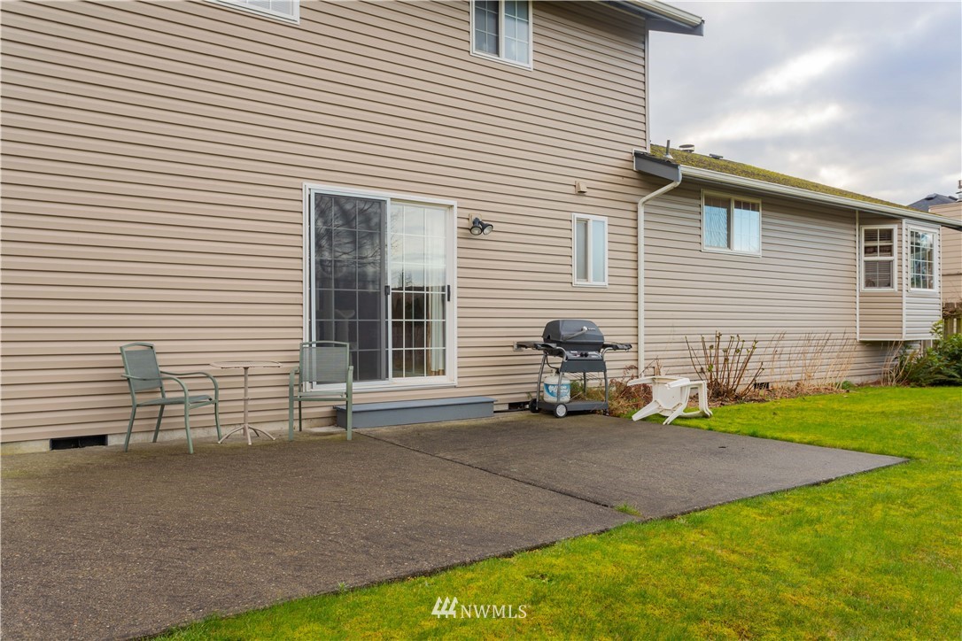 1125 Ridgeway Drive Lynden, WA 98264 - Photo 12 of 24 Gallery Image 12