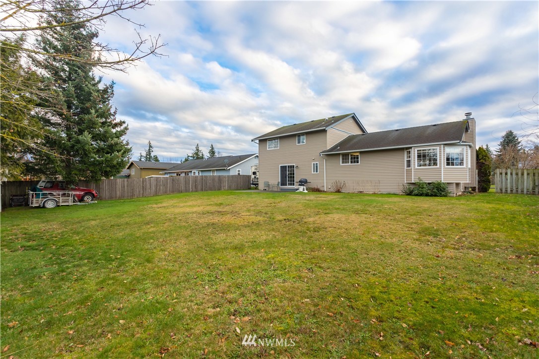 1125 Ridgeway Drive Lynden, WA 98264 - Photo 14 of 24 Gallery Image 14
