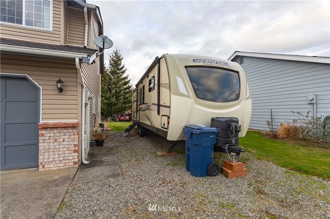 1125 Ridgeway Drive Lynden, WA 98264 - Photo 23 of 24 Gallery Image 23