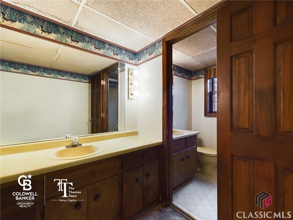 775 Kings Road Athens, GA 30606 - Photo 20 of 31 Downstairs Bath