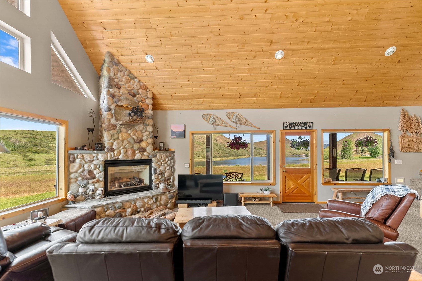 156 Davis Lake Road Winthrop, WA 98862 - Photo 18 of 40