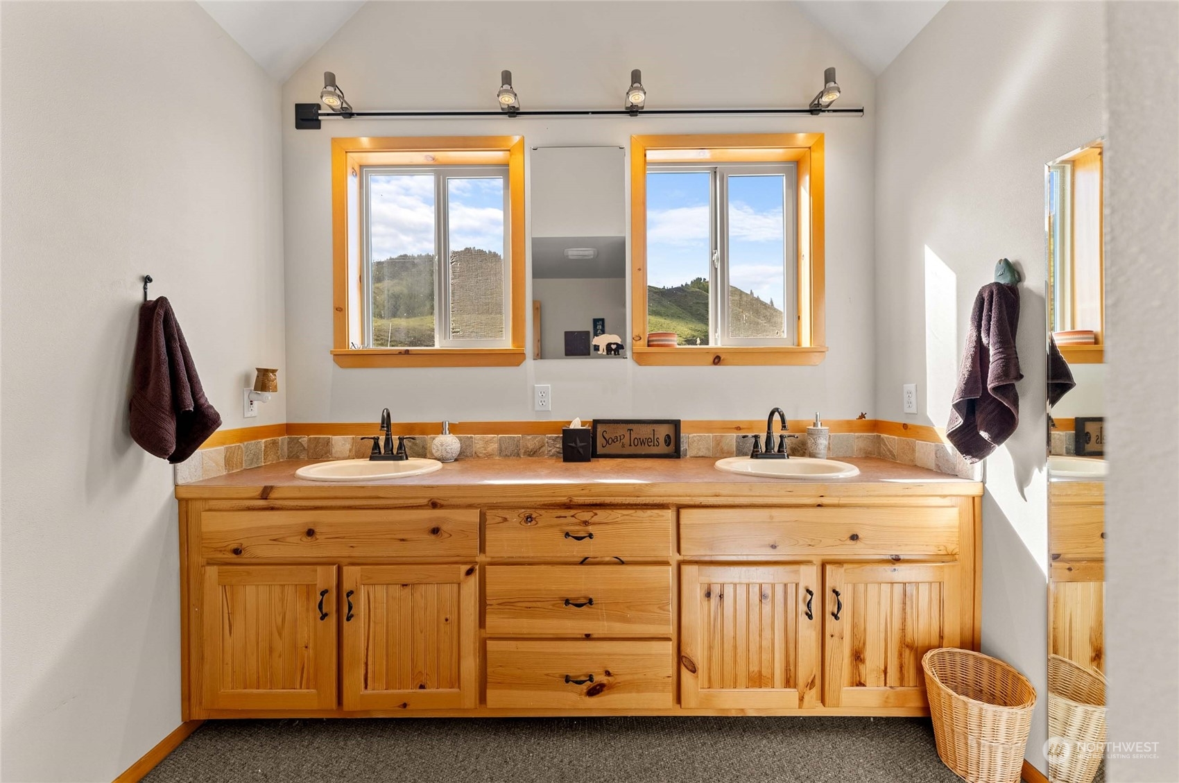 156 Davis Lake Road Winthrop, WA 98862 - Photo 35 of 40