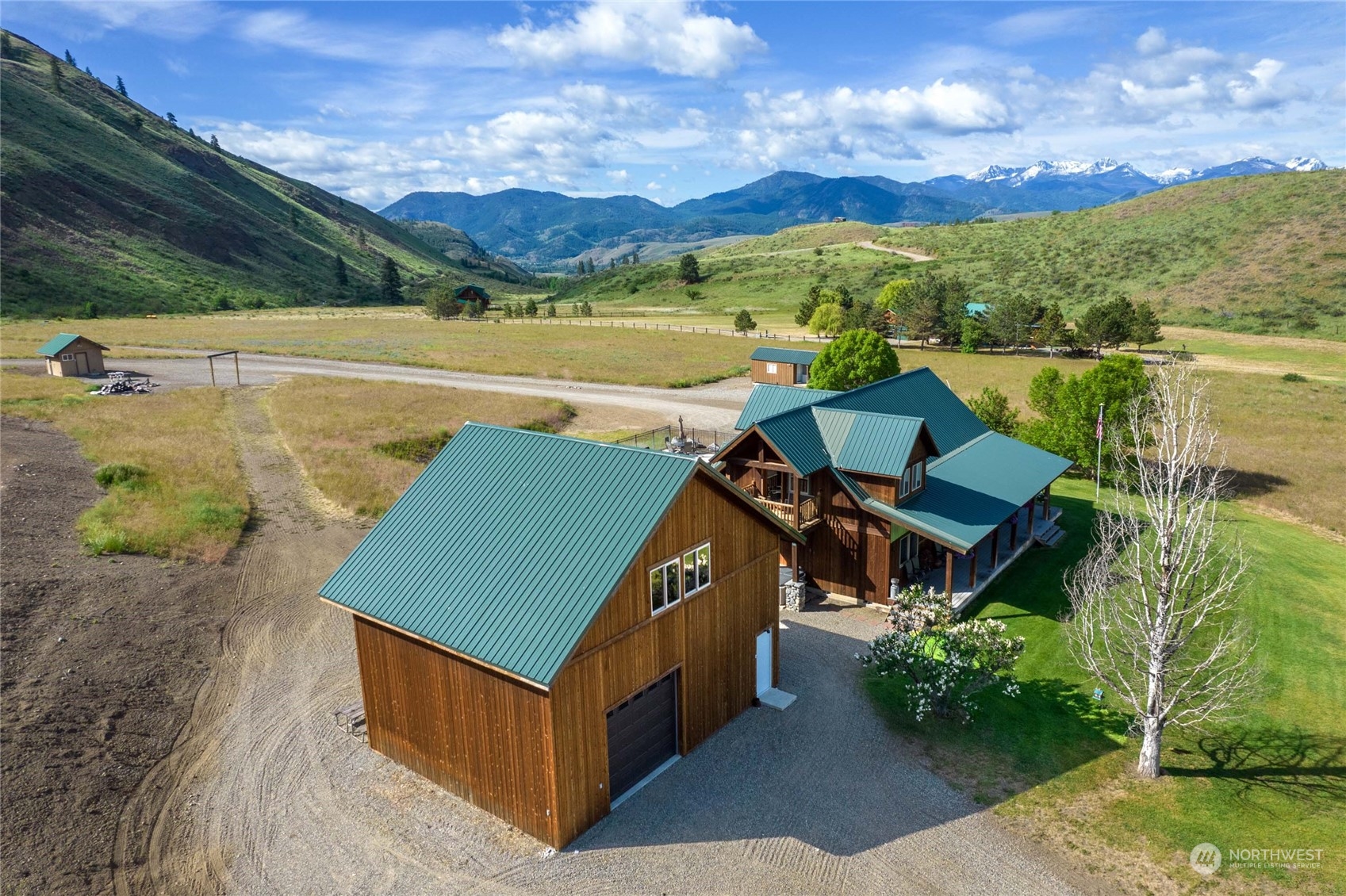 156 Davis Lake Road Winthrop, WA 98862 - Photo 5 of 40