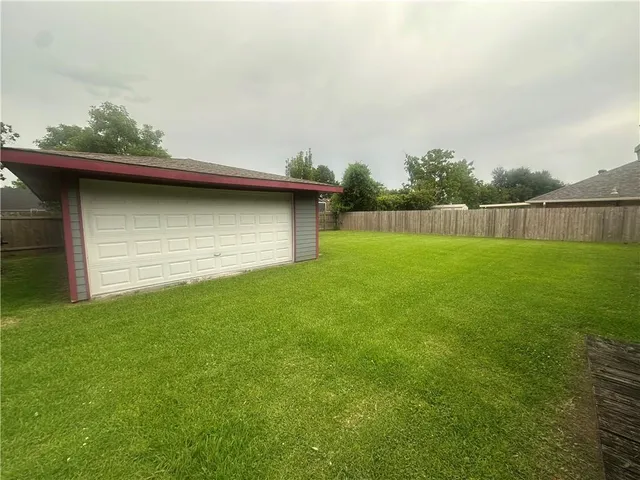 $258,000 | 2141 Champion Drive, Laplace, LA 70068