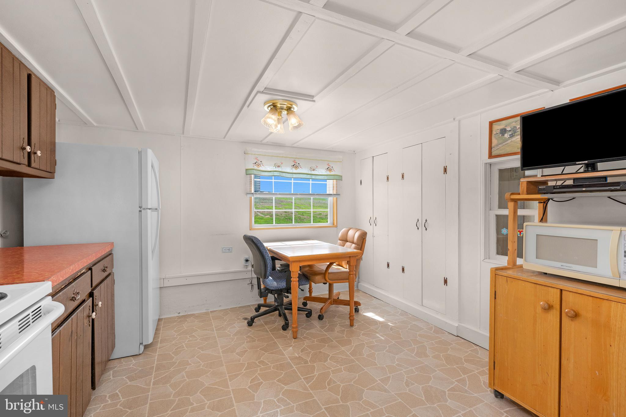 18723 Upper Beckleysville Road Hampstead, MD 21074 - Photo 17 of 62