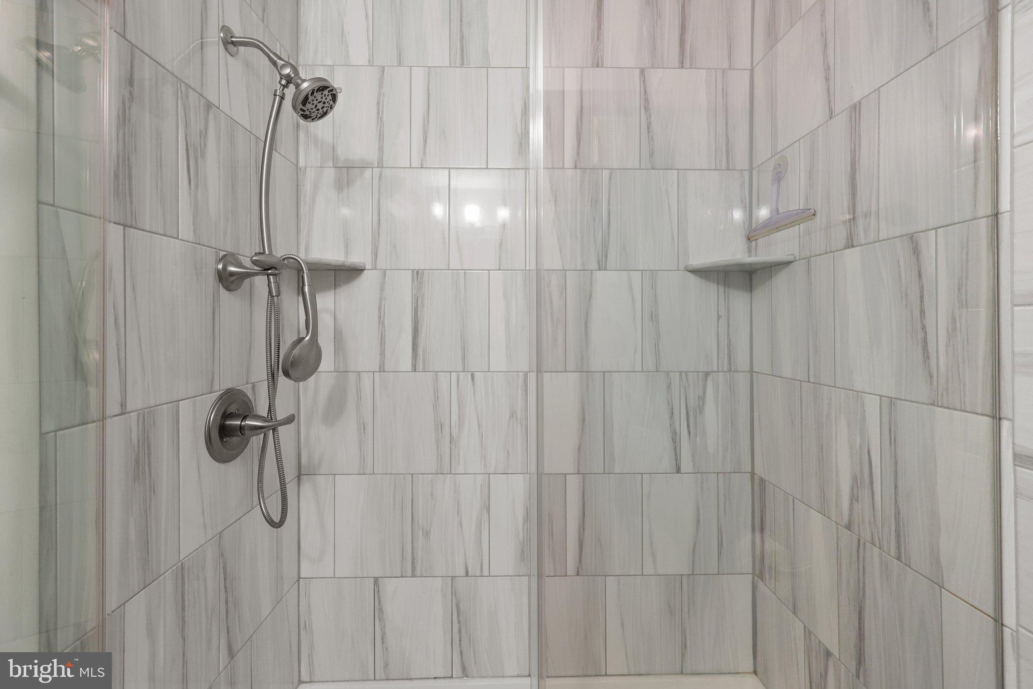 185 Greendale Road Philadelphia, PA 19154 - Photo 17 of 26 a bathroom with a shower
