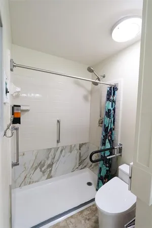 $1,500 | 323 Knottwood Court, Unit 1, Sun City Center, FL 33573