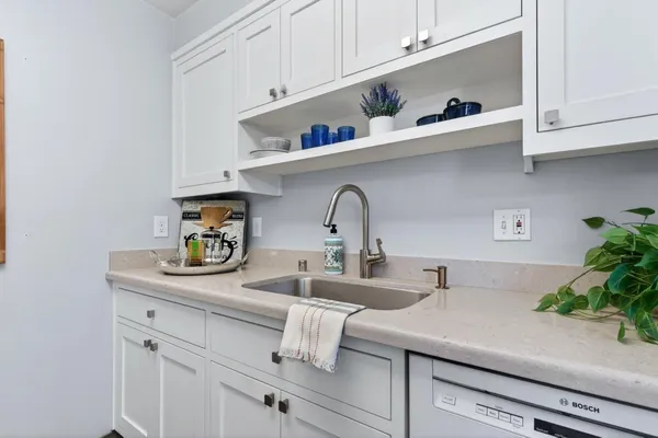 $669,000 | 1910 Mt Vernon Court, Unit 10, Mountain View, CA 94040