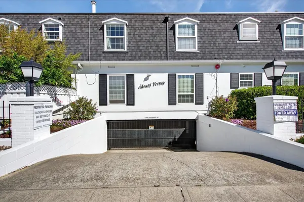 $669,000 | 1910 Mt Vernon Court, Unit 10, Mountain View, CA 94040