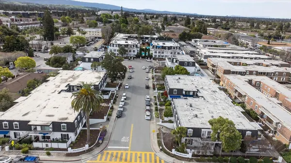 $669,000 | 1910 Mt Vernon Court, Unit 10, Mountain View, CA 94040