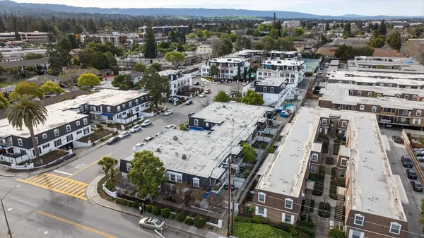 $669,000 | 1910 Mt Vernon Court, Unit 10, Mountain View, CA 94040