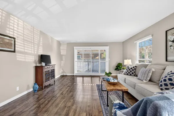 $669,000 | 1910 Mt Vernon Court, Unit 10, Mountain View, CA 94040