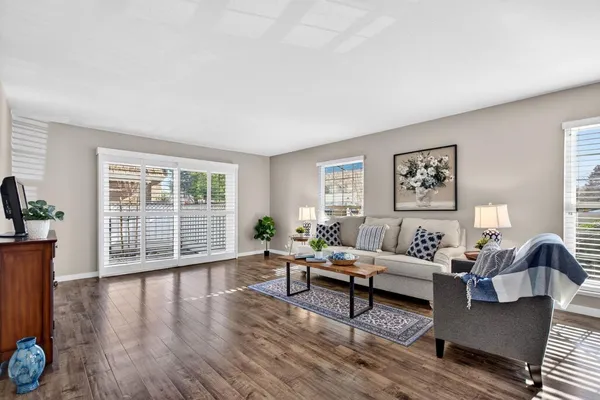 $669,000 | 1910 Mt Vernon Court, Unit 10, Mountain View, CA 94040