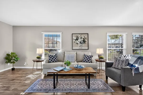 $669,000 | 1910 Mt Vernon Court, Unit 10, Mountain View, CA 94040