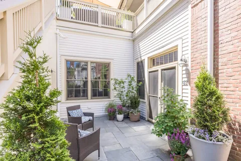 $2,300,000 | 15 Church Street, Unit 41, Sag Harbor, NY 11963