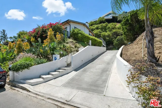 $7,500 | 1317 Devlin Drive, Los Angeles, CA 90069