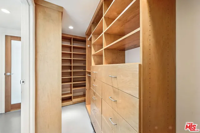 $7,500 | 1317 Devlin Drive, Los Angeles, CA 90069