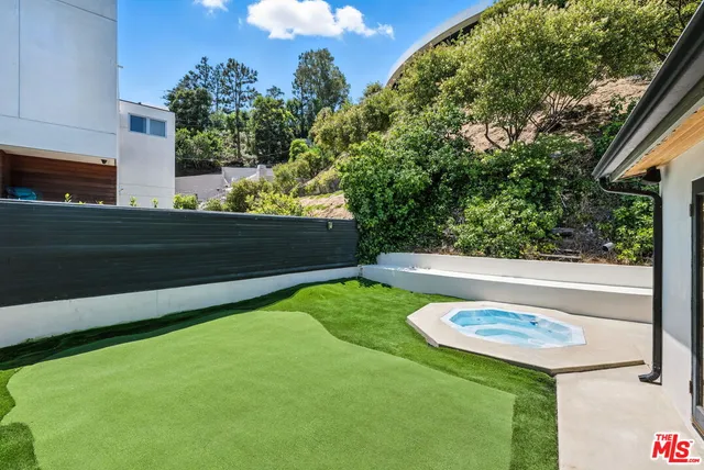 $7,500 | 1317 Devlin Drive, Los Angeles, CA 90069