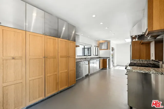 $7,500 | 1317 Devlin Drive, Los Angeles, CA 90069