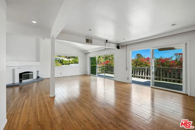 $7,500 | 1317 Devlin Drive, Los Angeles, CA 90069