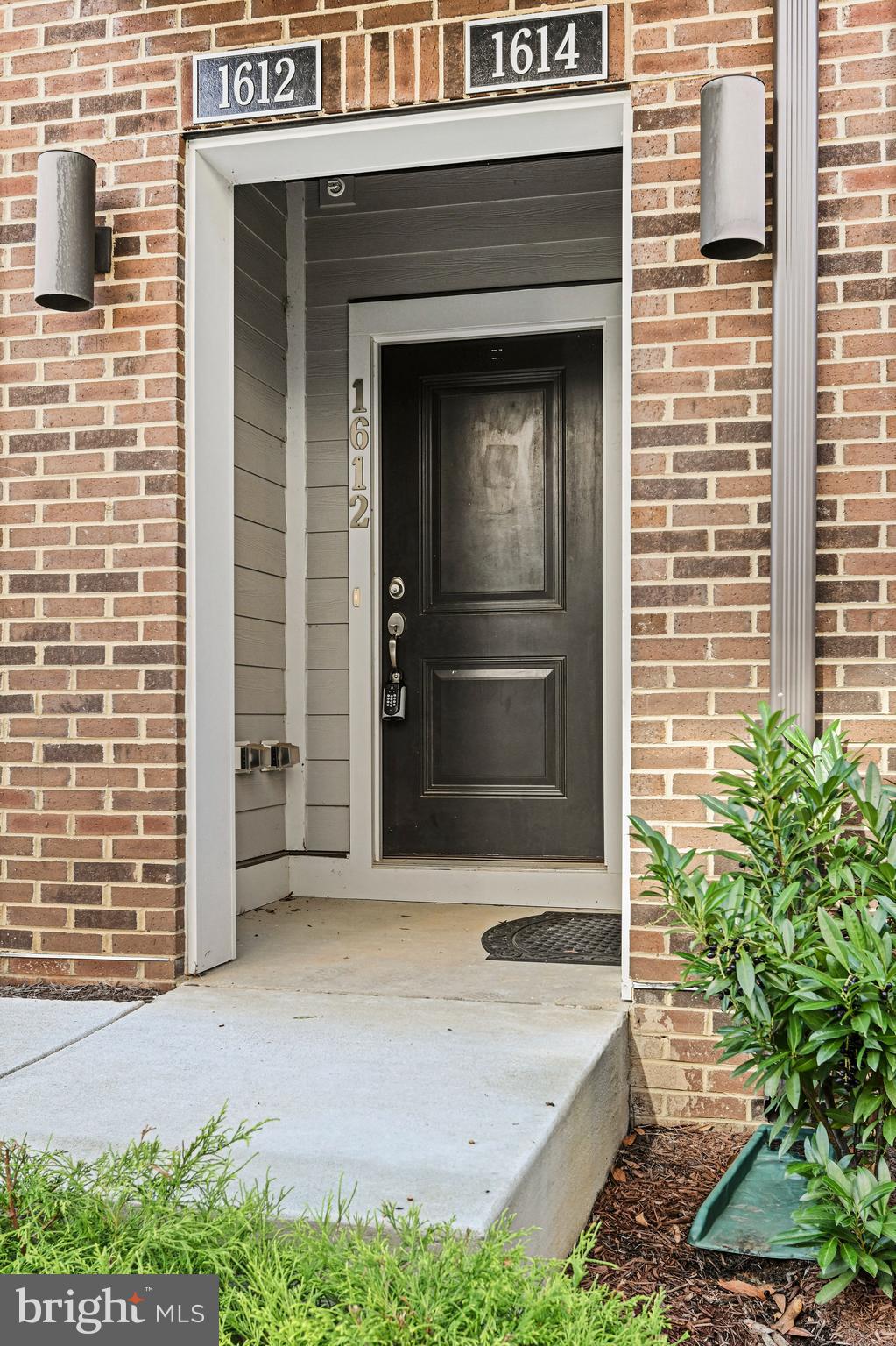1612 Bandit Loop, Unit 11B Reston, VA 20190 - Photo 4 of 35
