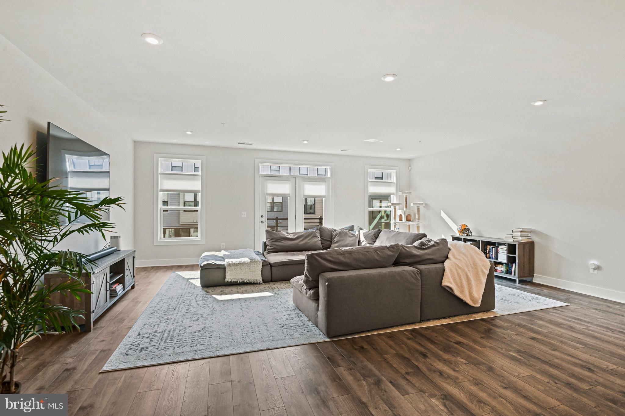 1612 Bandit Loop, Unit 11B Reston, VA 20190 - Photo 7 of 35