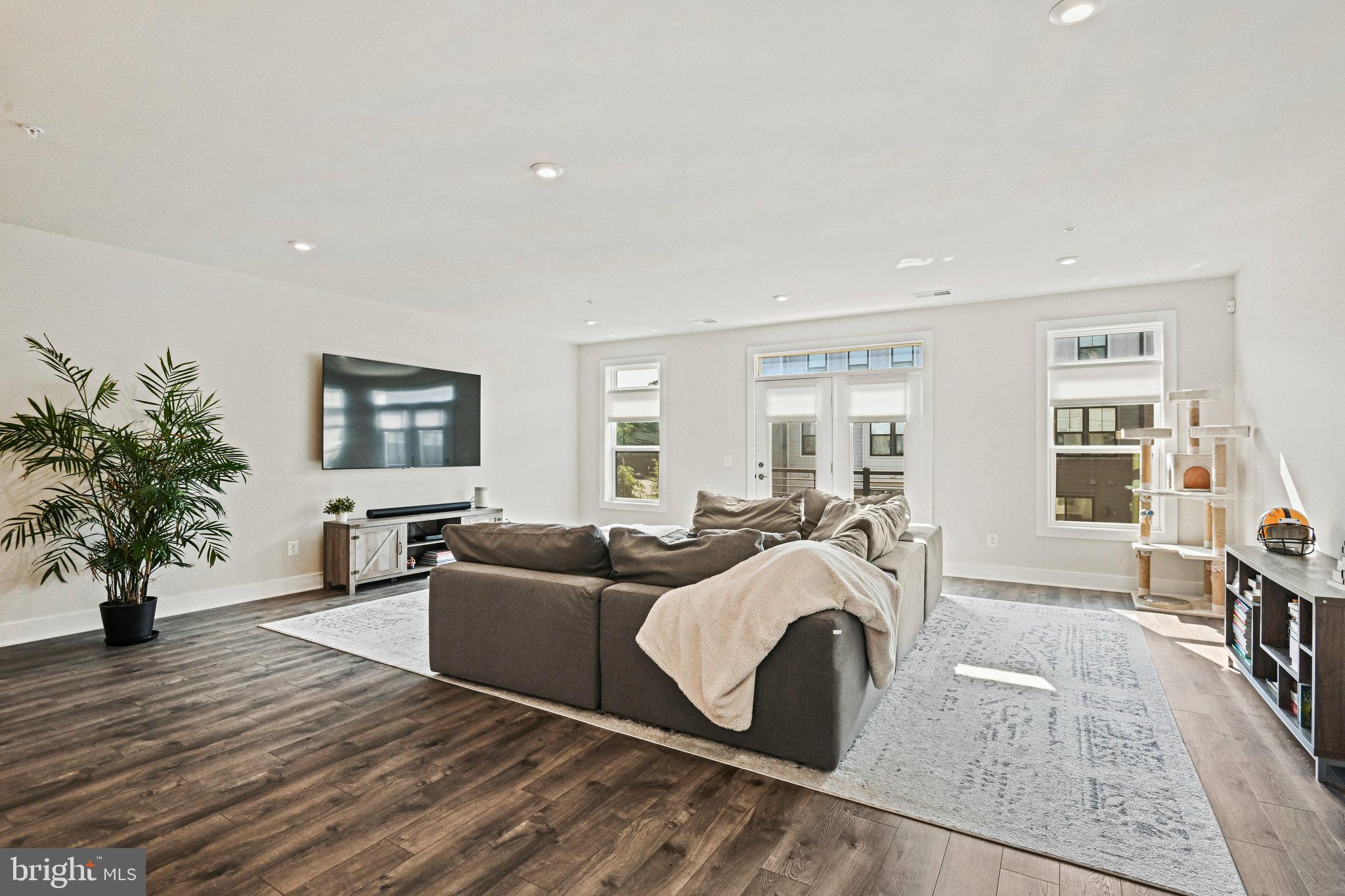 1612 Bandit Loop, Unit 11B Reston, VA 20190 - Photo 8 of 35