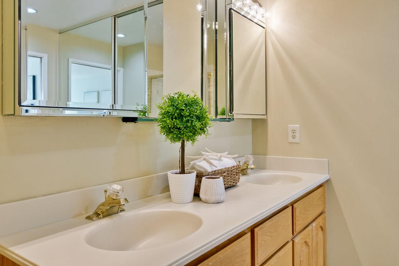 22146 Rae Lane Cupertino, CA 95014 - Photo 41 of 63 Gallery Image 41
