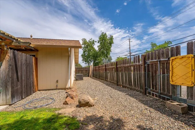$345,000 | 3382 Willow Street, Cottonwood, CA 96022