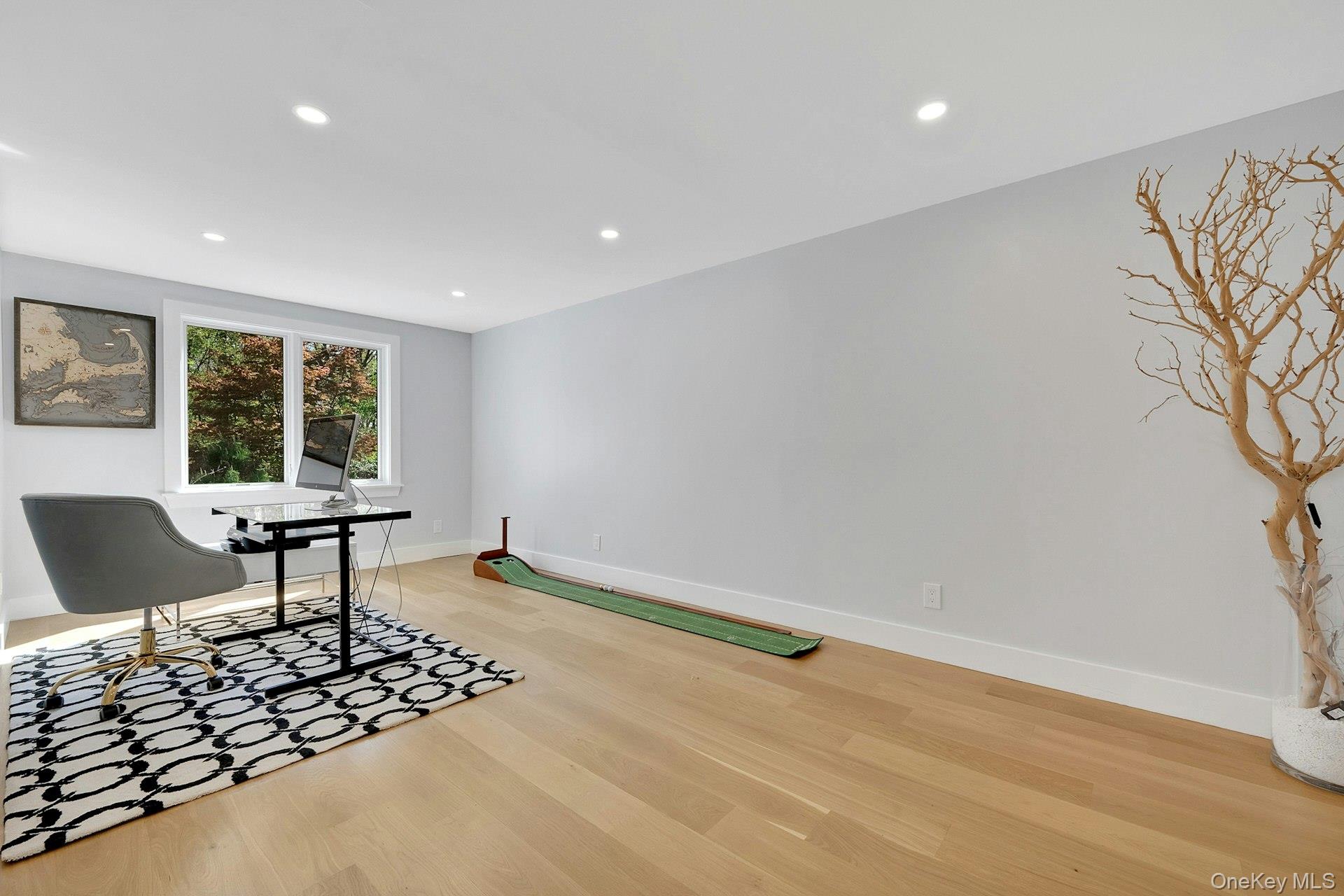380 Cross River Road Katonah, NY 10536 - Photo 21 of 39 A second bedroom or work-from-home office on the first floor