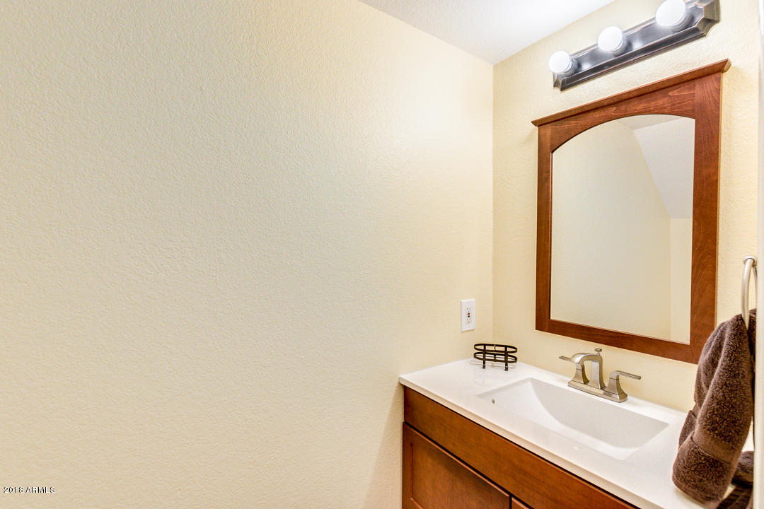 2041 West Bloomfield Road, Unit 4 Phoenix, AZ 85029 - Photo 10 of 23 10-Bloomfield