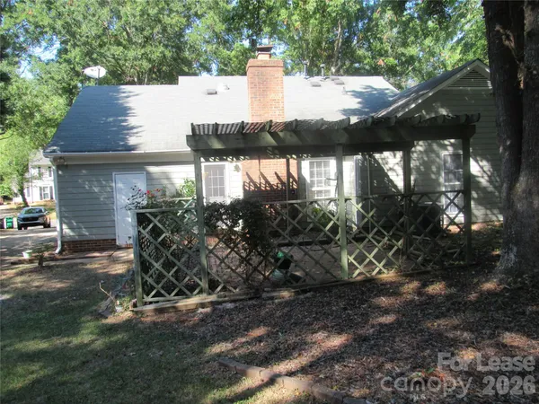 $2,500 | 9024 Gamesford Drive, Charlotte, NC 28277