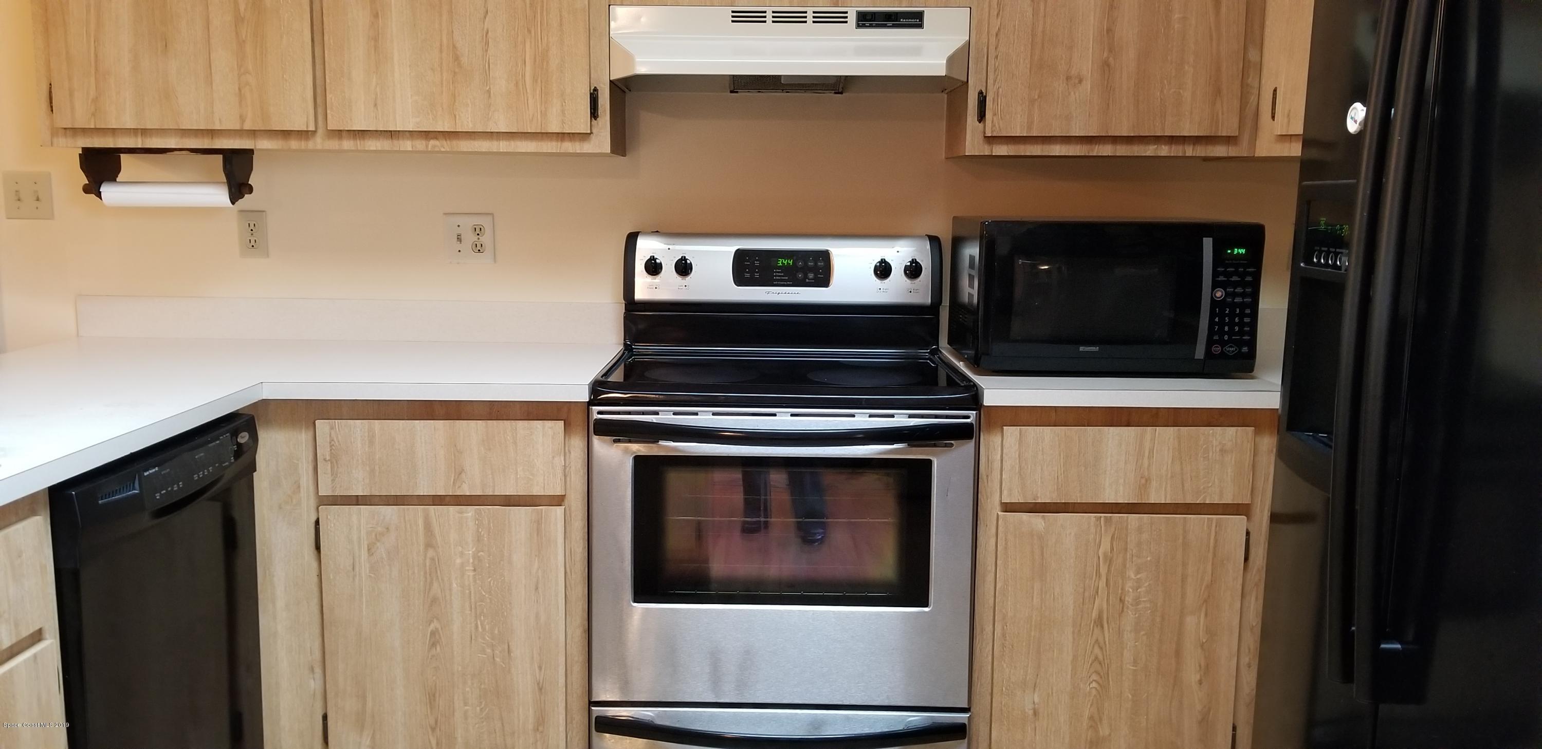 6870 Hartford Road Cocoa, FL 32927 - Photo 7 of 32 KITCHEN3